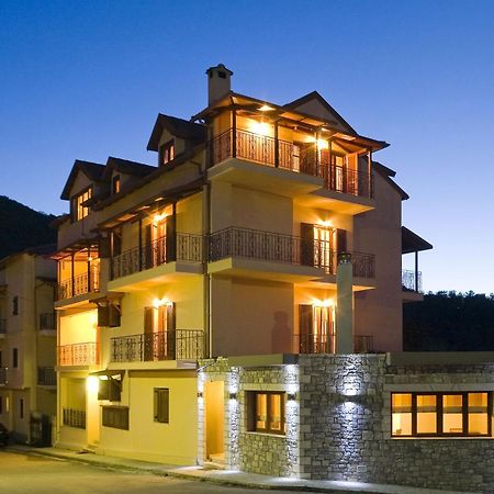 Kalavrita Krinides Apartment And Attics Ngoại thất bức ảnh