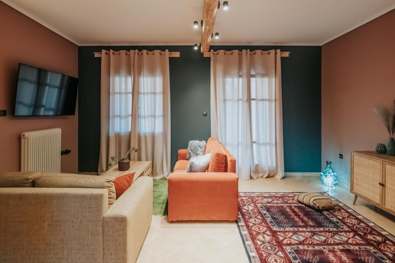 Kalavrita Krinides Apartment And Attics Ngoại thất bức ảnh