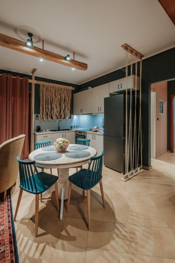 Kalavrita Krinides Apartment And Attics Ngoại thất bức ảnh