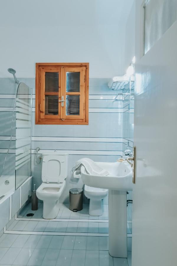 Kalavrita Krinides Apartment And Attics Ngoại thất bức ảnh