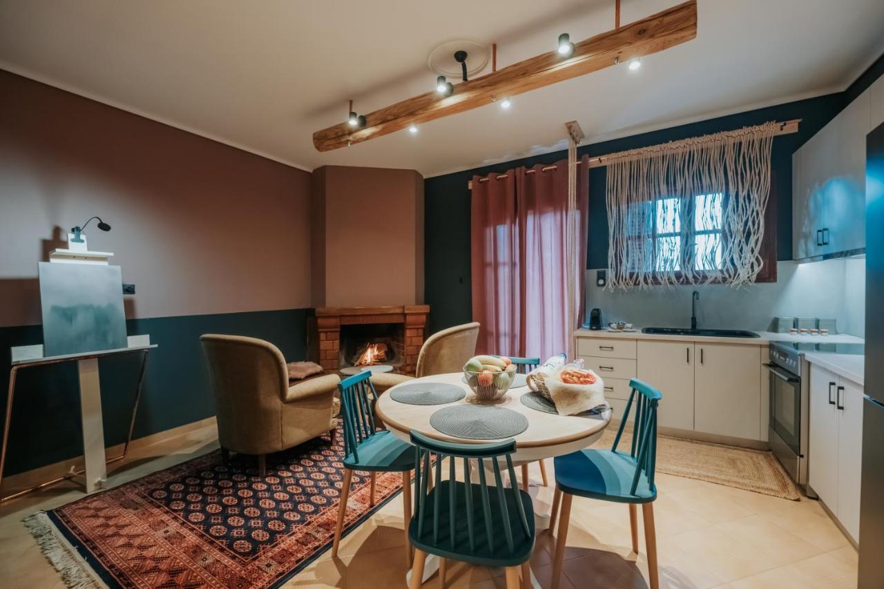 Kalavrita Krinides Apartment And Attics Ngoại thất bức ảnh